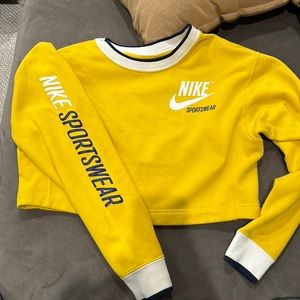 Vintage reversible Nike Crop